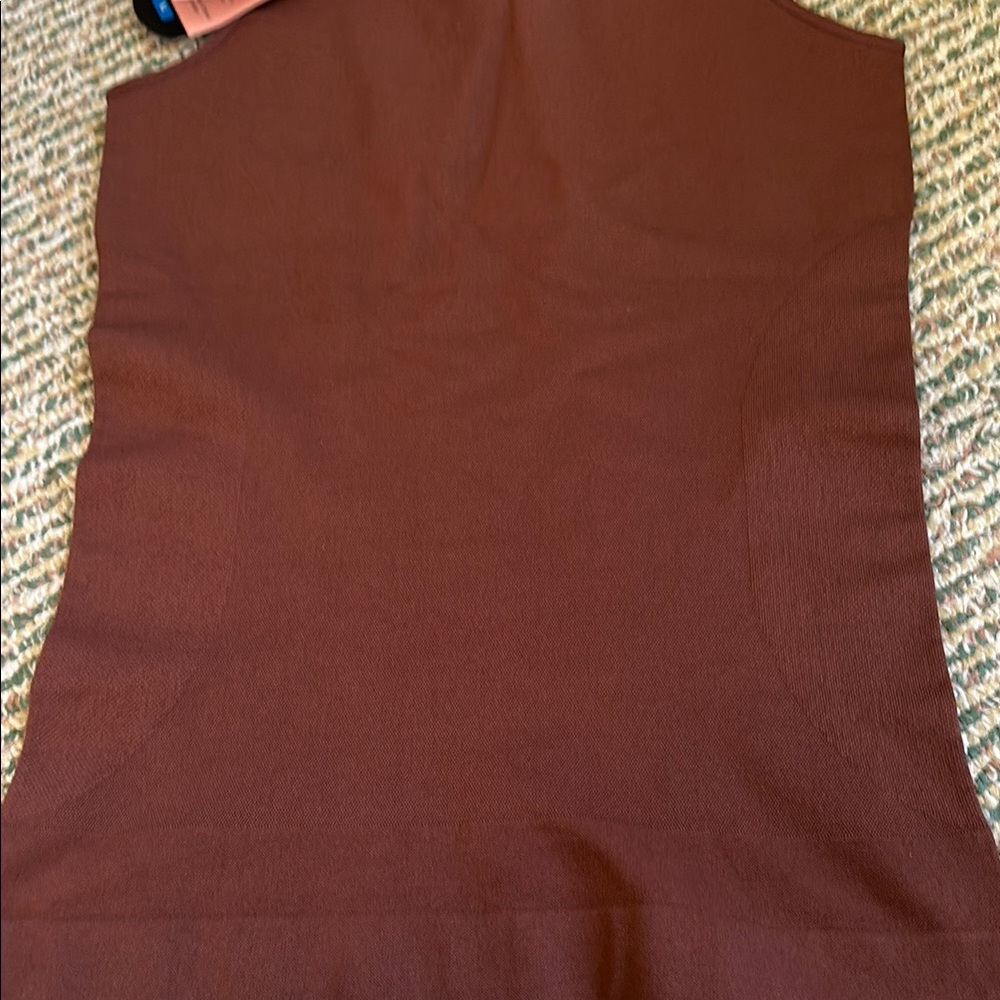 Shapermint Brown Scoop neck Fitted tank top NWT - Picture 9 of 11